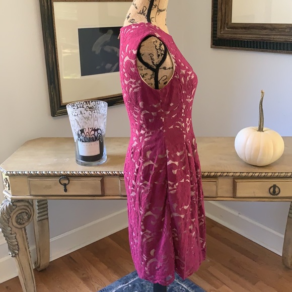 Vince CAMUTO Designer purple lace holiday dress 6 - Picture 3 of 7